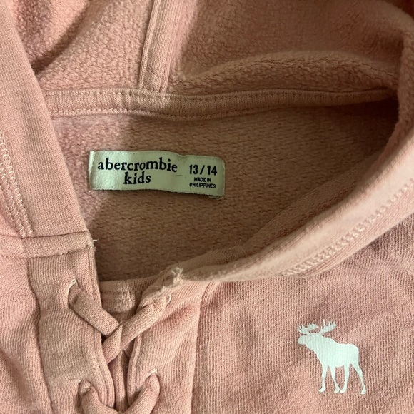 Barely worn pullover - Picture 3 of 3